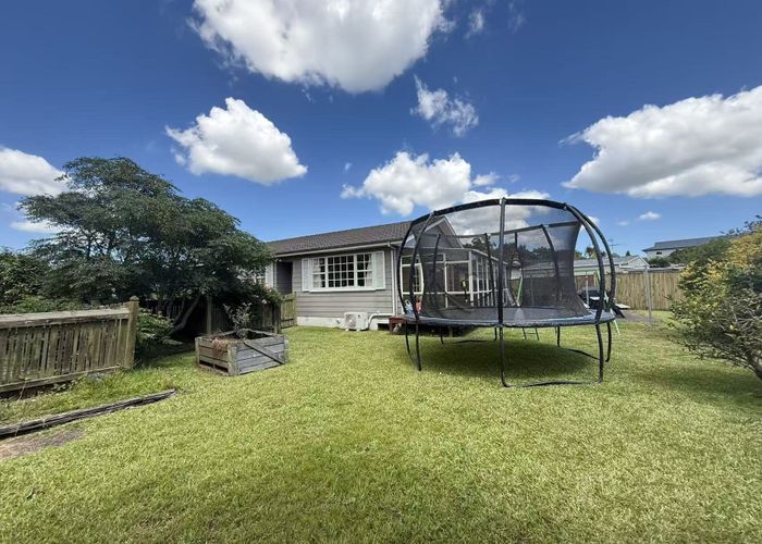  at 12 Fiesta Drive, Half Moon Bay, Manukau City, Auckland