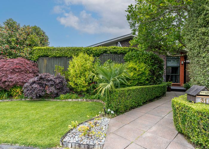  at 31 Resthill Crescent, Glenview, Hamilton