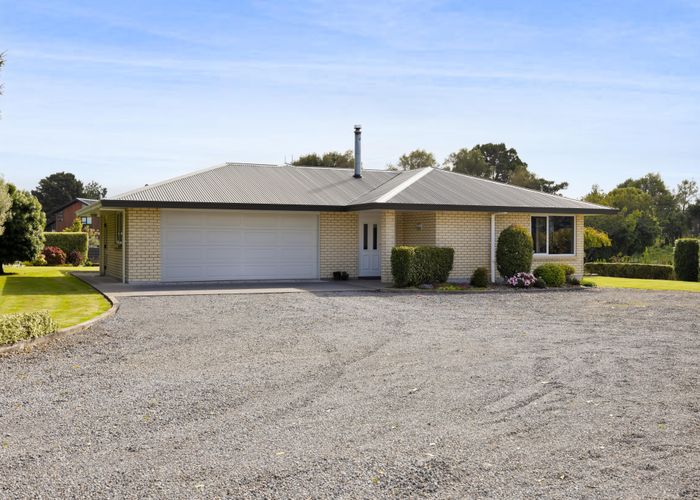  at 156 Pembroke Road West, Pembroke, Stratford