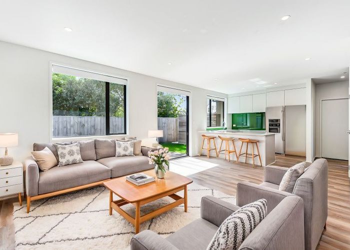  at 1/103 Cambridge Road, Hillcrest, Hamilton, Waikato