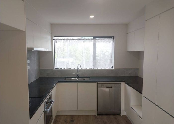  at 3/29 Raleigh Road, Northcote, North Shore City, Auckland