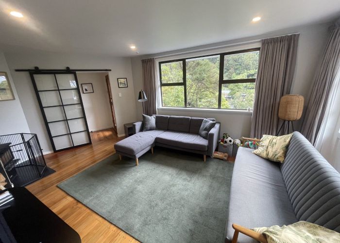  at 155 Pinehaven Road, Pinehaven, Upper Hutt