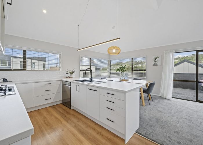  at 1 Robert Street, Newlands, Wellington, Wellington