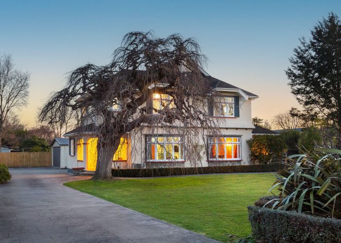  at 27 Essex Street, Masterton