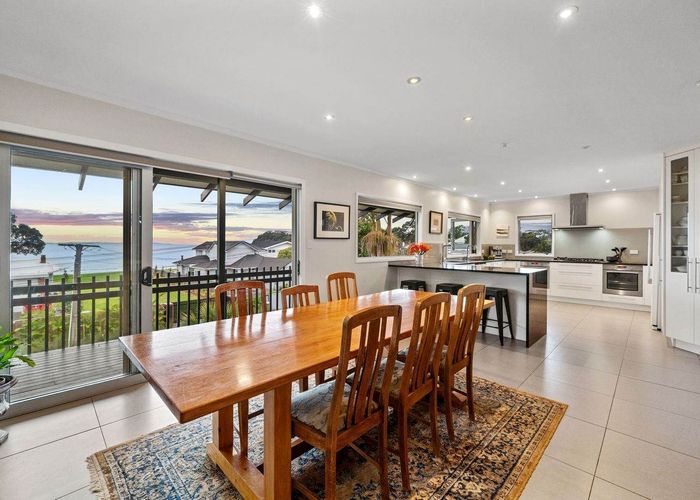  at 4 Claude Road, Stanmore Bay, Whangaparaoa