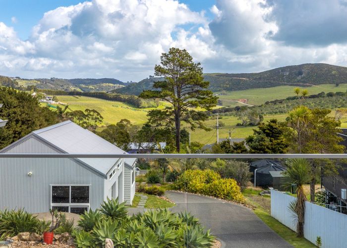  at 420 Sea View Road, Onetangi, Waiheke Island, Auckland
