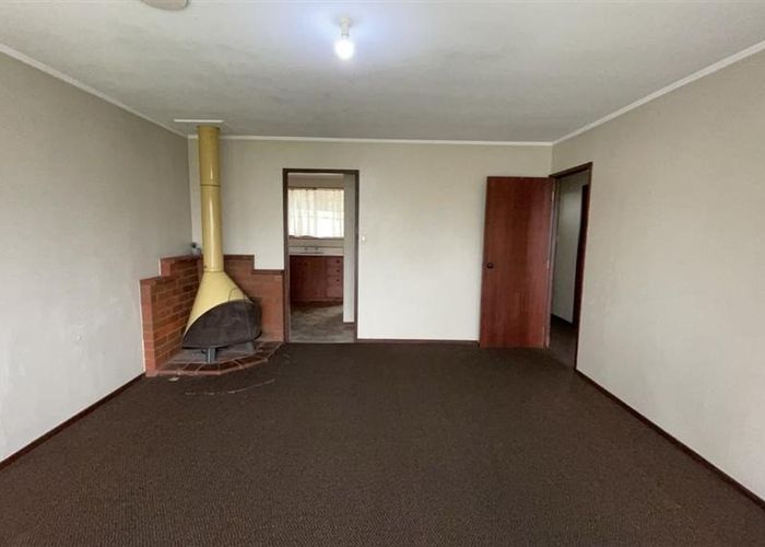  at 2/42 Bertrand Rd, Mount Wellington, Auckland City, Auckland