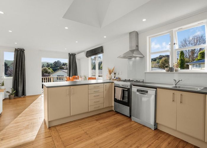  at 64 Moeraki Road, Maoribank, Upper Hutt, Wellington