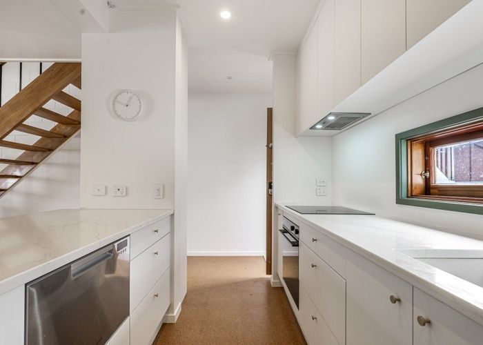  at 2/14 Fowlds Avenue, Sandringham, Auckland City, Auckland