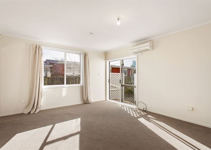  at 2/27 Percy Street, Phillipstown, Christchurch
