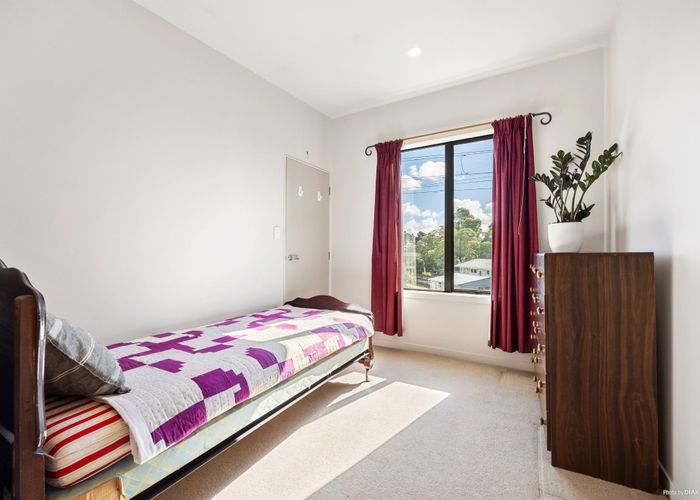  at 46 Saintly Lane, Avondale, Auckland