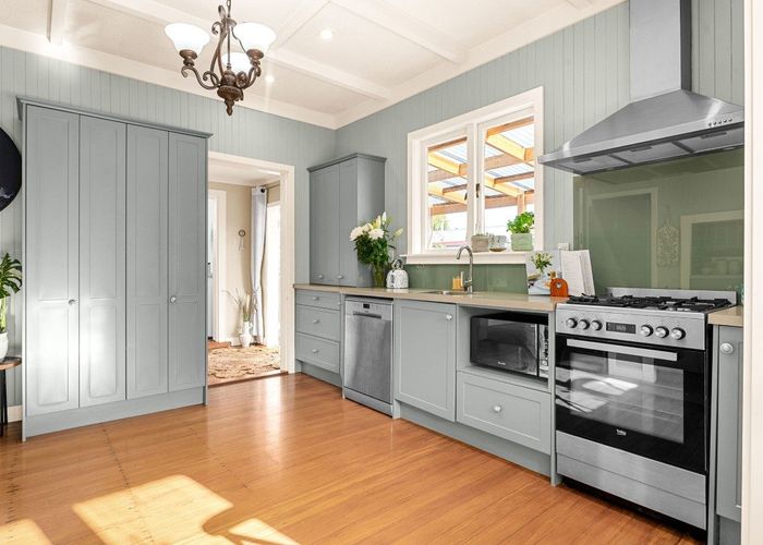  at 25 Casey Avenue, Fairfield, Hamilton, Waikato