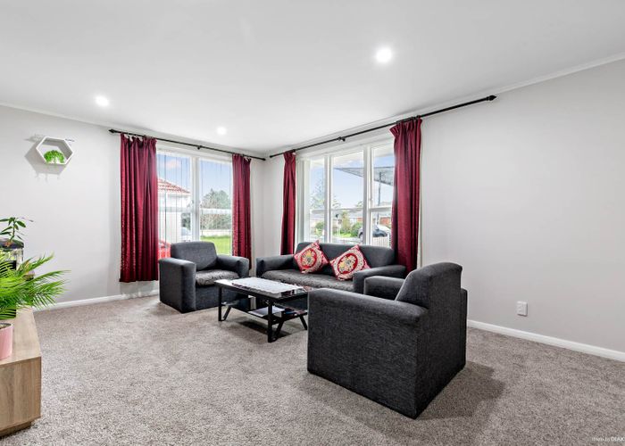  at 2 William Blofield Avenue, Wesley, Auckland