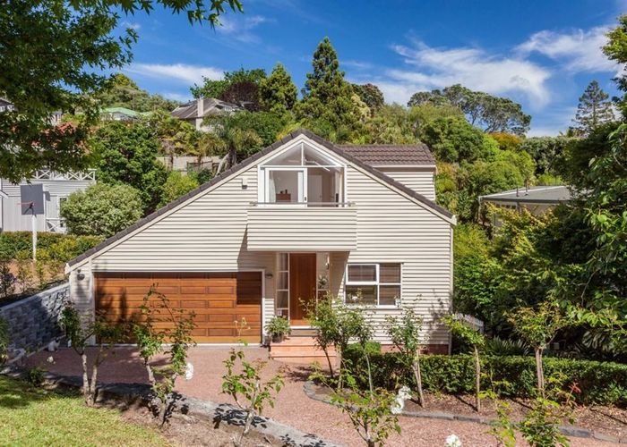  at 32 Eastbourne Road, Remuera, Auckland