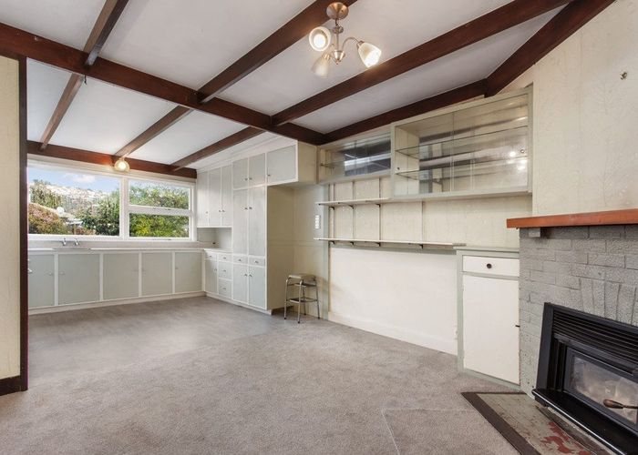  at 18 Sandwich Road, Beckenham, Christchurch