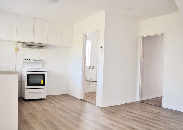  at 21A Rosewarne Cres, Glendene, Waitakere City, Auckland