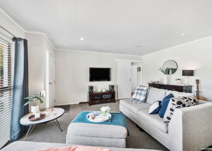  at 3/142 Nile Road, Milford, Auckland