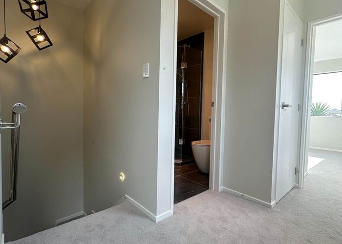  at 4/644 Te Atatu Road, Te Atatu Peninsula, Waitakere City, Auckland