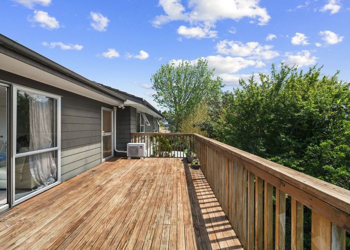  at 6 Theban Place, Totara Vale, North Shore City, Auckland