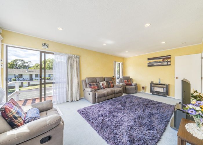  at 98 Gemstone Drive, Birchville, Upper Hutt