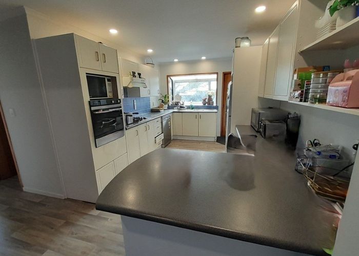  at 302 Batty Road, Karaka, Papakura