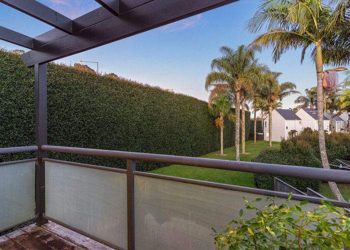  at 8/33 School Road, Kingsland, Auckland City, Auckland