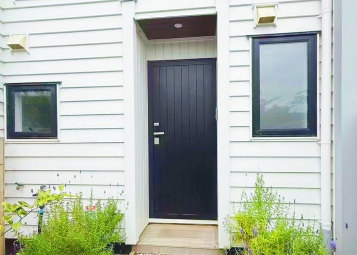  at 18A Arrow Road, Forrest Hill, North Shore City, Auckland