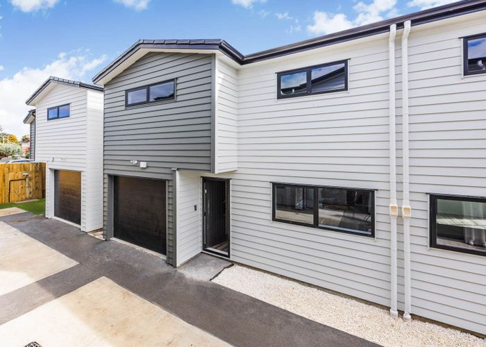  at Lot 3/7 Landscape Road, Papatoetoe, Manukau City, Auckland