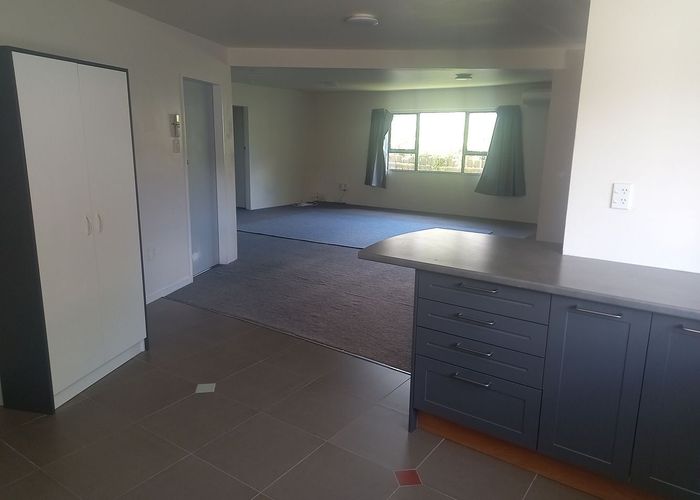  at 3A Mungavin Avenue, Ranui Heights, Porirua, Wellington