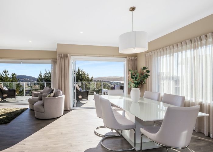  at 145 Endeavour Drive, Whitby, Porirua