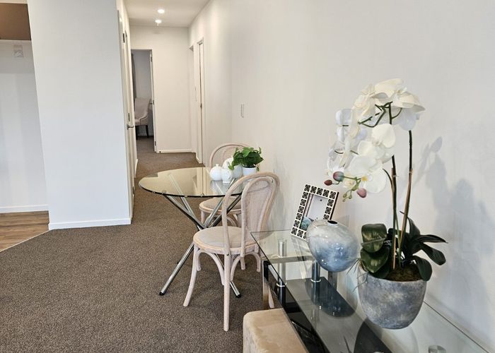  at 8C Mortlake Street, Islington, Christchurch