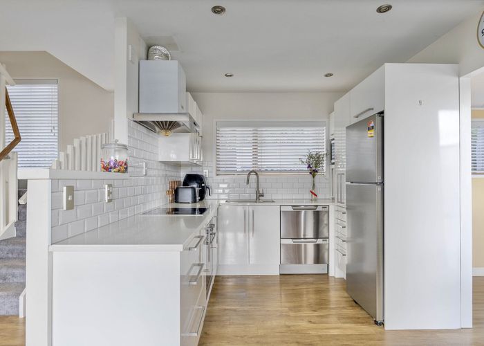  at 1/7 Springfield Street, Forrest Hill, North Shore City, Auckland