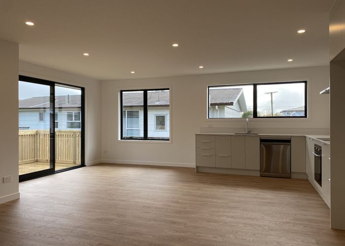  at 233 Fox Street, Hamilton East, Hamilton, Waikato