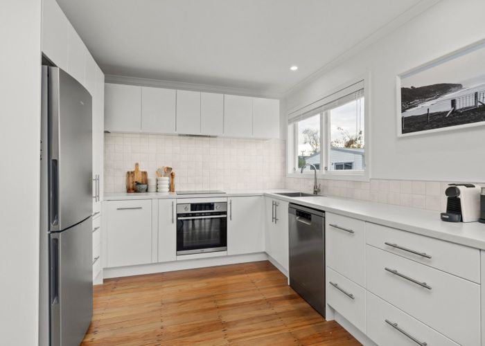  at 16 English Street, Saint Andrews, Hamilton, Waikato