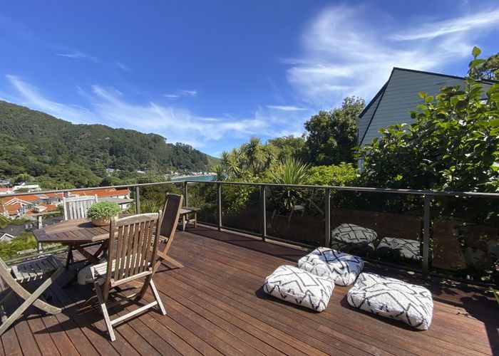  at 23 Ferry Road, Days Bay, Lower Hutt