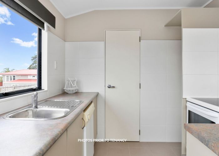  at 76B Woodglen Road, Glen Eden, Waitakere City, Auckland