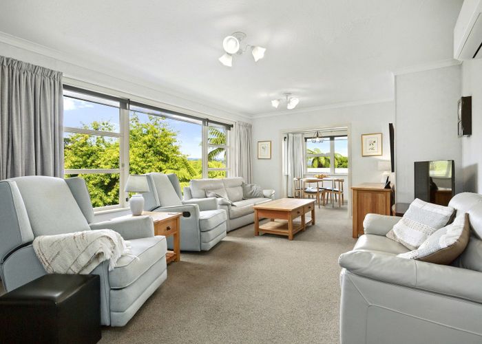  at 9 Dawn Grove, Brown Owl, Upper Hutt