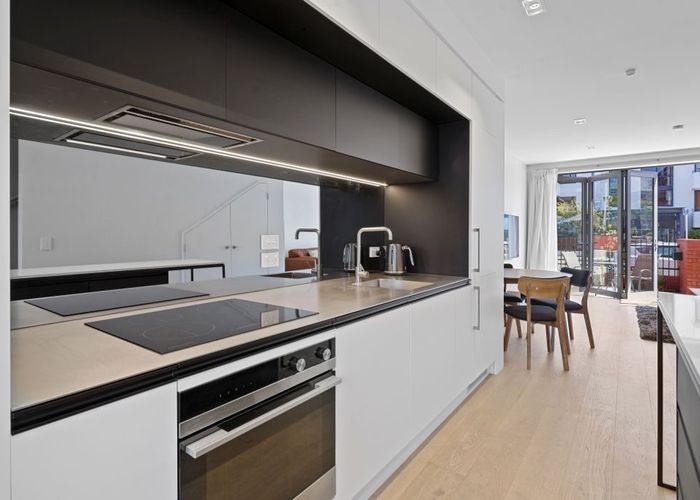  at 8/360 Montreal Street, City Centre, Christchurch City, Canterbury