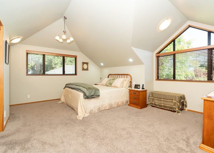  at 18 Cherrywood Street, Pukete, Hamilton