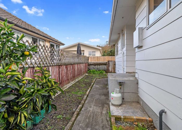  at 2/240 Kawai Street, Nelson South, Nelson, Nelson / Tasman