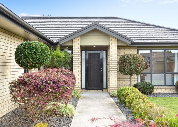  at 15 Waltham Place, Rototuna North, Hamilton