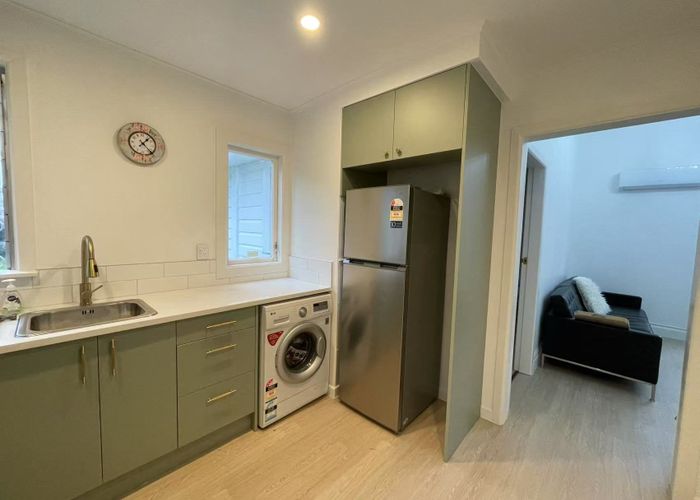  at 2/51 Wynyard Road, Mount Eden, Auckland City, Auckland