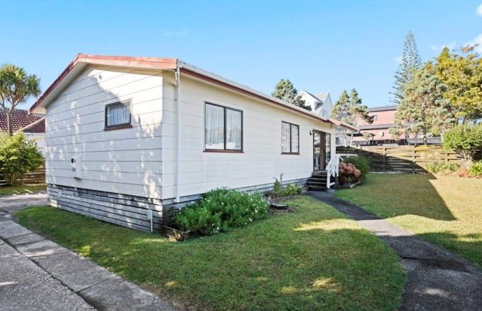  at 1/91 Lynwood Road, New Lynn, Auckland
