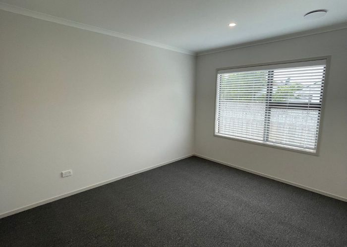  at 16 Fickling Avenue, Mount Roskill, Auckland City, Auckland