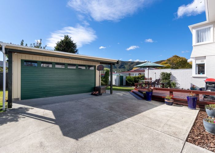  at 8 Percy Cameron Street, Avalon, Lower Hutt