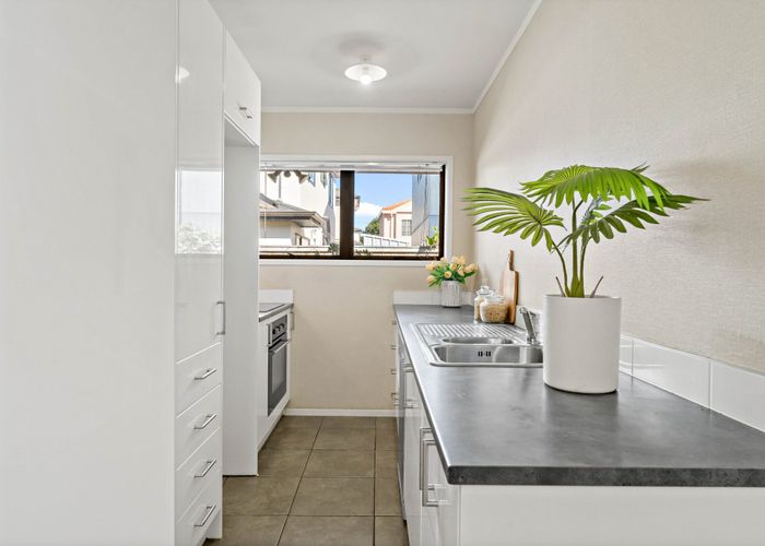  at 5/45 Fowlds Avenue, Sandringham, Auckland City, Auckland