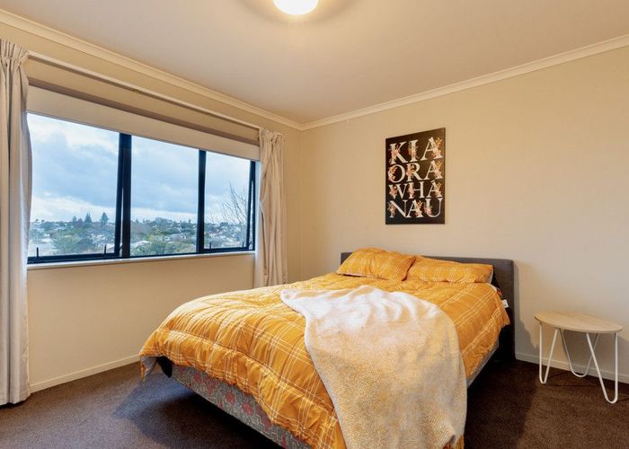  at 22 Whakawhiti Loop, Avondale, Auckland