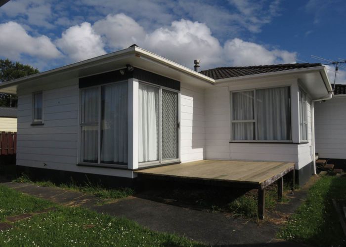  at 102 Hillcrest Road, Papatoetoe, Auckland