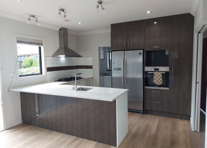  at 10 Don Griffin Grove, Trentham, Upper Hutt, Wellington