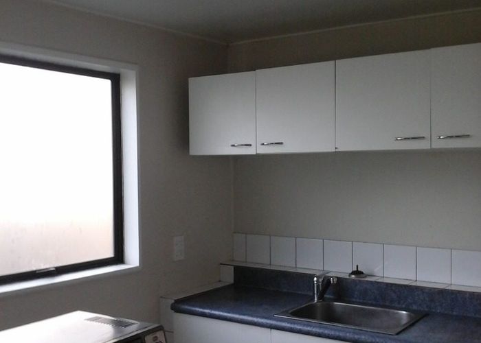  at 30a Chislehurst Street, Henderson, Waitakere City, Auckland